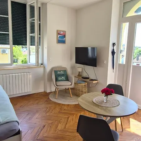 Chez Nous Apartamento *